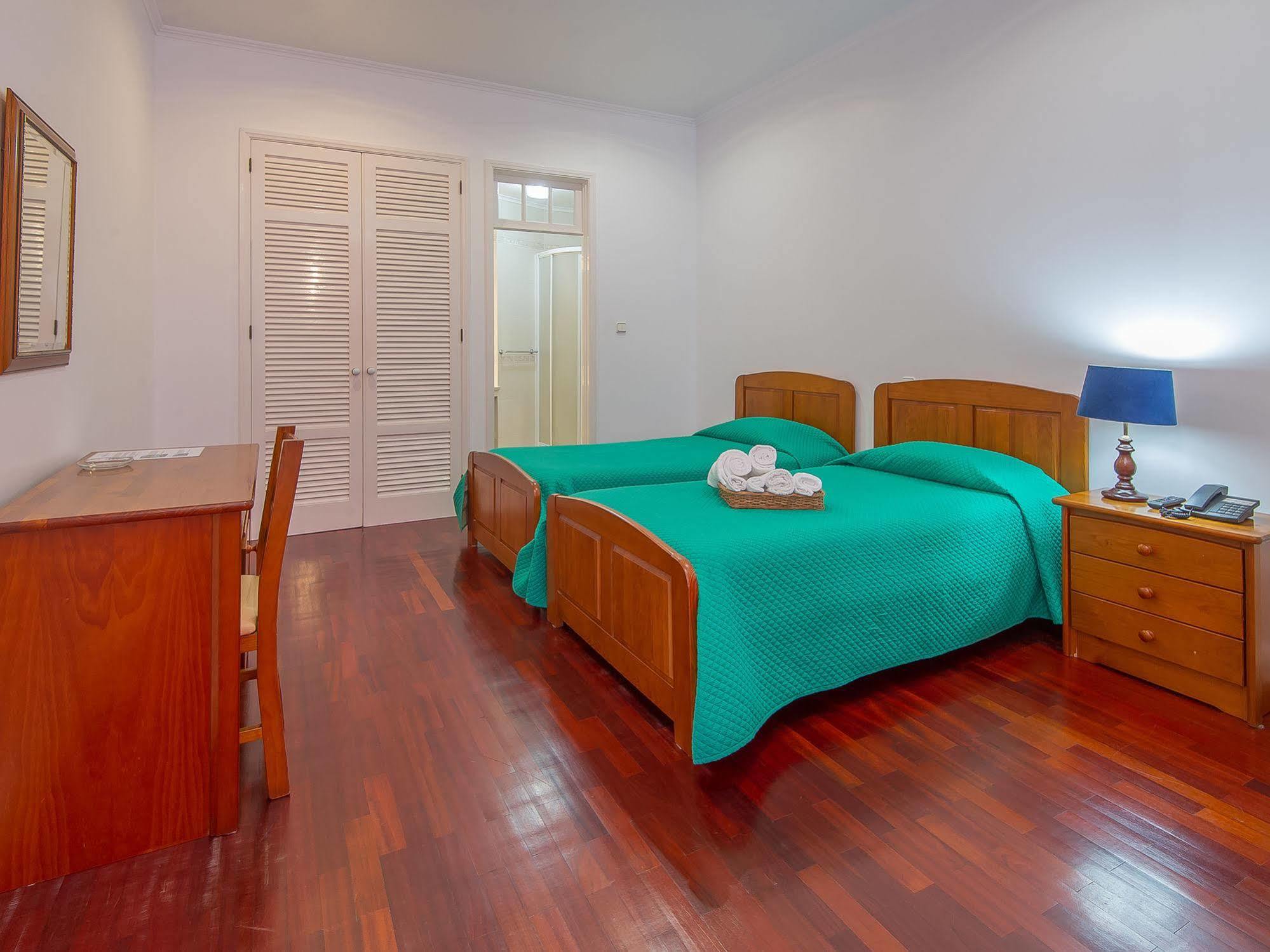 Comercial Boutique Guest House Ponta Delgada  Luaran gambar